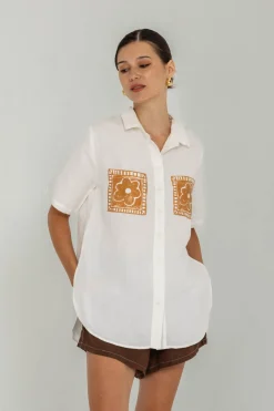 Felix Shirt - Ivory with Chocolate Peppa Hart Flower