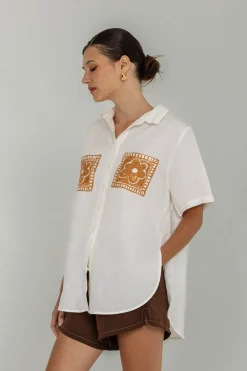 Felix Shirt - Ivory with Chocolate Peppa Hart Flower