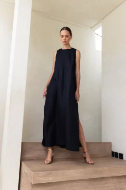 Finally Here Maxi - Black