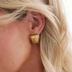 GIMME - Natalie Vintage Shell Gold Earrings