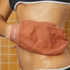 Kitsch Exfoliating Glove 2 pc - Black & Terracotta