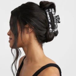 Kitsch Recycled Plastic Jumbo Open Shape Claw Clip - Black