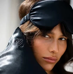 SLIP - Silk Contour Sleep Mask - Black Lovely Lashes