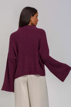 United Allure Sweater - Plum