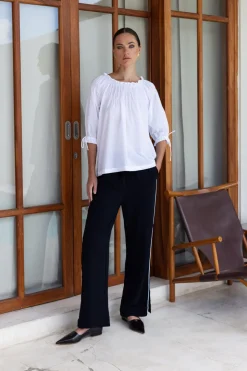 W25/20179 With Hope Top - White